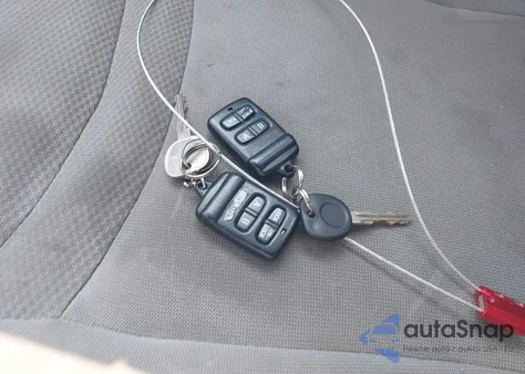 2003 Saturn Ion 2 из США, поврежденный, VIN 1G8AJ52F73Z131002